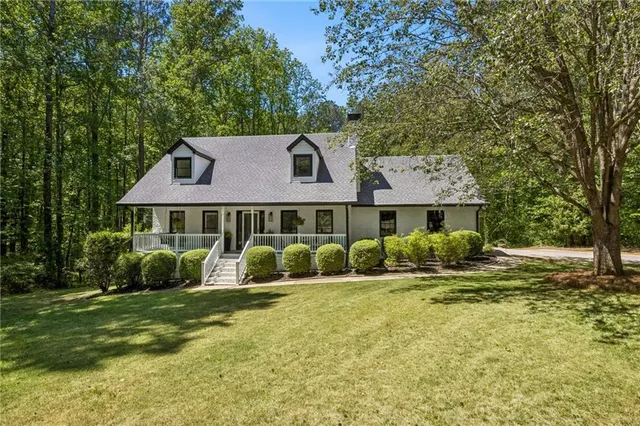 Expensive VALLEY STREAM Real Estate