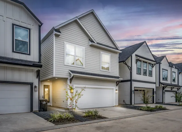 Expensive Berry Villas Real Estate