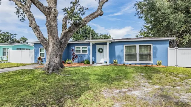 Popular PLAZA TERRACE UNIT 3 Real Estate