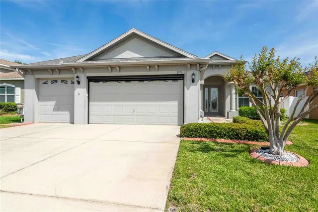 Popular HIGHLANDS PH 02 Real Estate