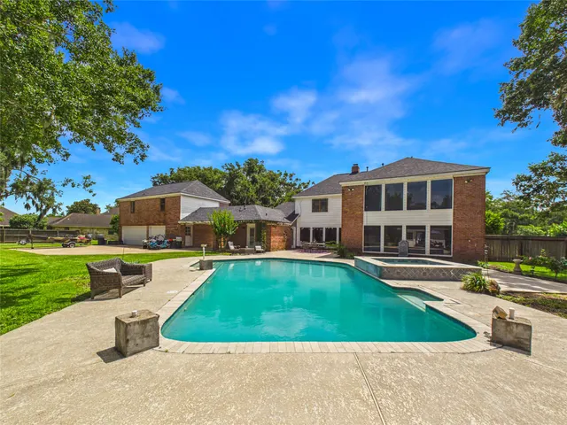Popular Timbercreek Real Estate
