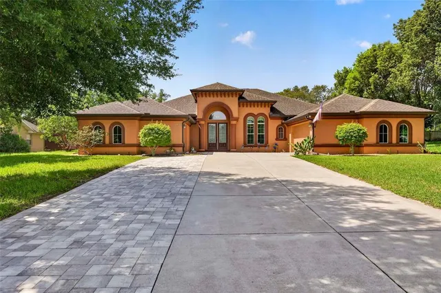 Expensive HUNTINGTON WOODS Real Estate