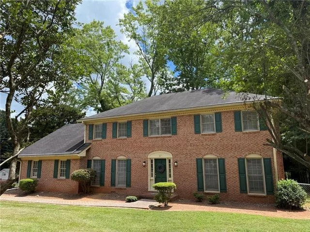 Popular Huntington Hall Real Estate