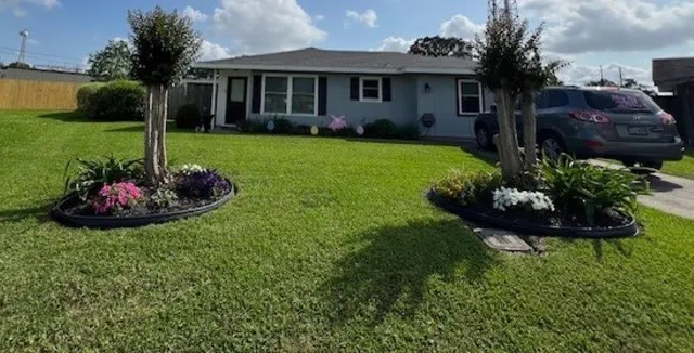 Popular Central Heights Real Estate