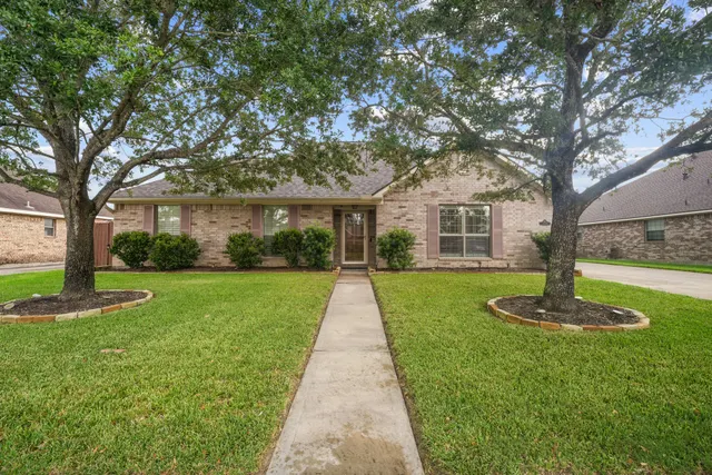 Popular Southfork Sec 8 Real Estate
