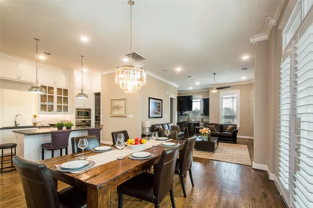 Popular Heights Enclave Place Real Estate