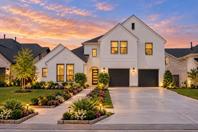 Popular Sienna - Select Collection Real Estate