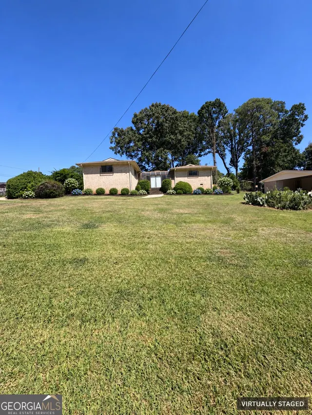 Cheap RIVERWOOD Real Estate
