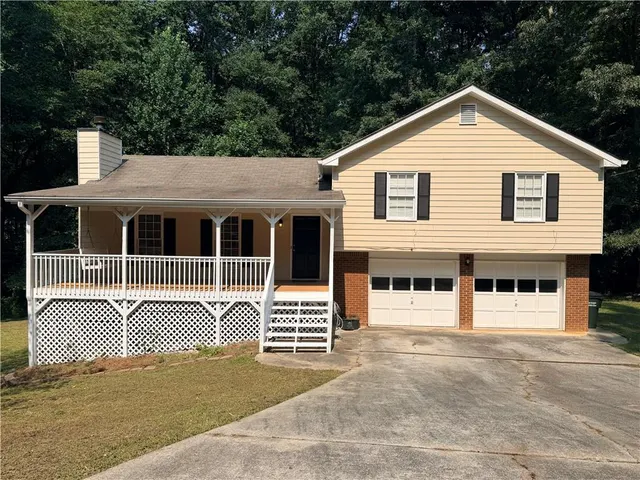 Popular Summerwoods Real Estate