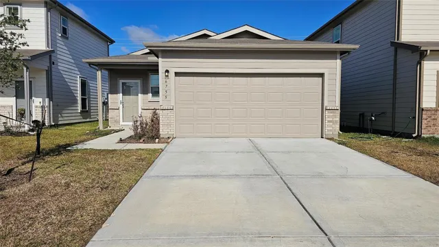 Popular Forbes Crossing Real Estate