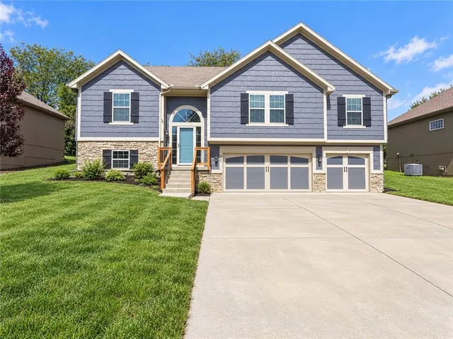 Popular Duncan Fields Real Estate
