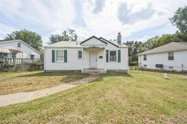 Popular Green Acres Sub Real Estate