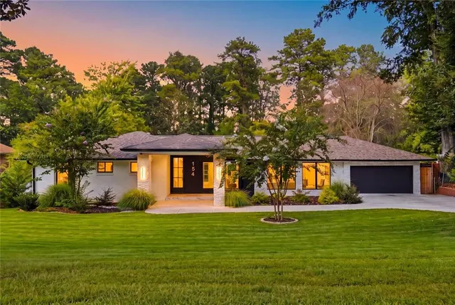 Popular North Hampton Hills Real Estate
