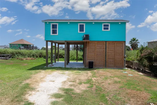 Popular Crystal Beach Townsite 2 Real Estate