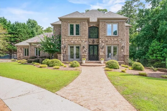 Popular Mashburn Landing Real Estate