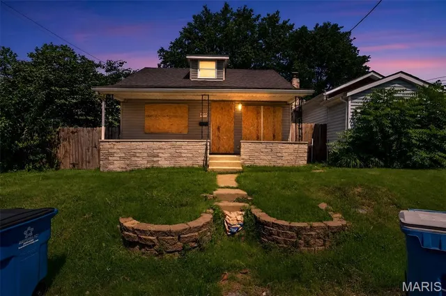 Popular Gillick Longwood Real Estate