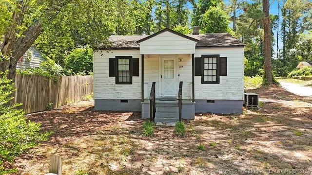 Popular LAKELAND ADD Real Estate