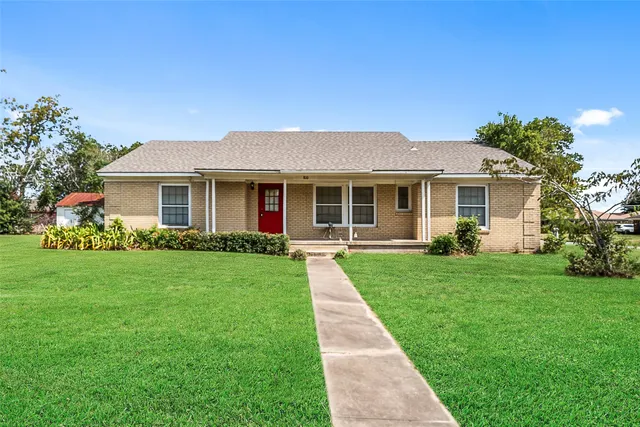 Popular 26 Hempstead Real Estate